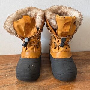 Pajar Kids' brown and Beige Furry Boots